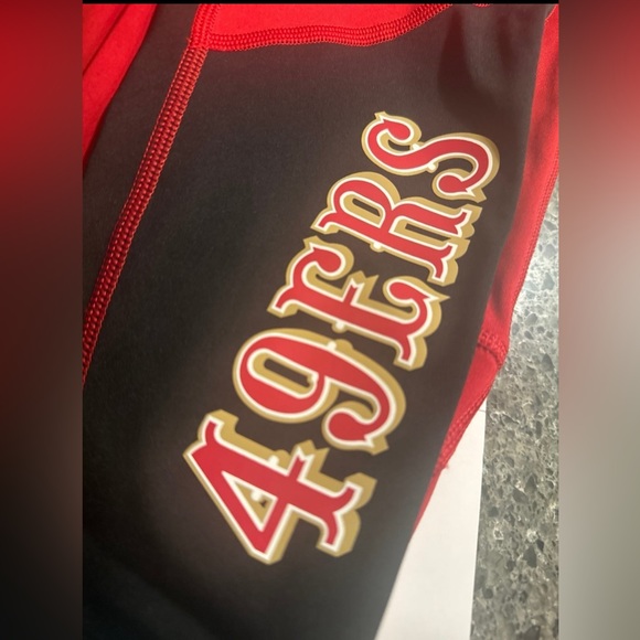 Women’s Nike Dri Fit San Francisco 49rs Leggings. NWT. Size Small Sold out $Firm - Picture 6 of 11